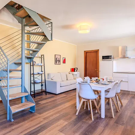 Piazza San Giuseppe-10 By Interhome Appartamento
