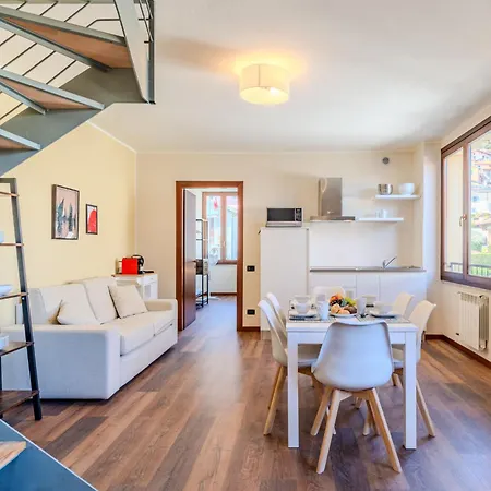 Appartement Piazza San Giuseppe-10 By Interhome Acquaseria